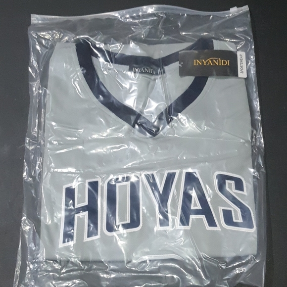 New Georgetown Allen Iverson Jersey Multiple Sizes - Picture 3 of 4